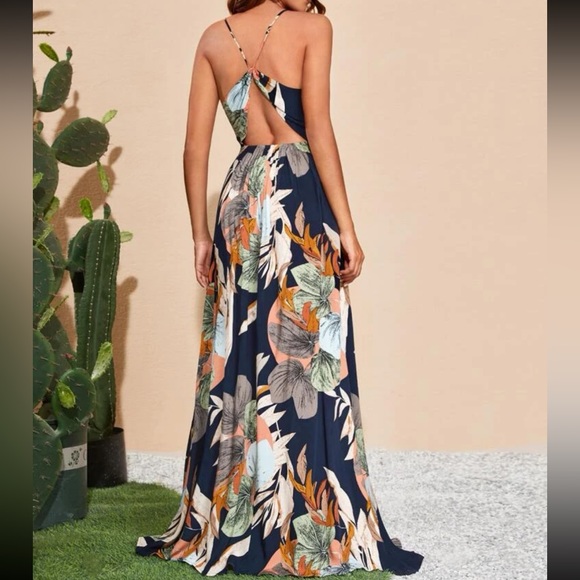 Boho Floral Tropical Print Slit Criss Cross Back Maxi Dress - Picture 2 of 5